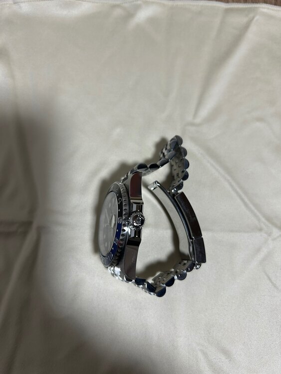 ロレックス GMTマスター （高級時計）の商品画像 - 査定依頼日：2025年3月2日 - 最高査定価格：2,400,000円