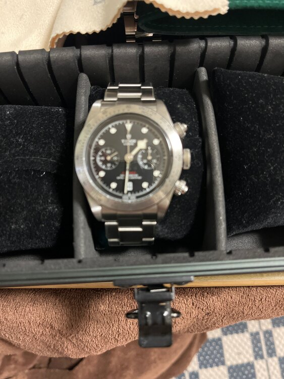 ブラックベイ　ヘリテージ　クロノグラフ（高級時計）の商品画像 - 査定依頼日：2025年4月20日 - 最高査定価格：420,000円