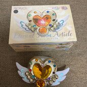 セーラームーン エターナル・ムーン・アーティクル PROPLICA（その他のおもちゃ）の商品画像 - 査定依頼日：2025年5月24日 - 最高査定価格：3,200円