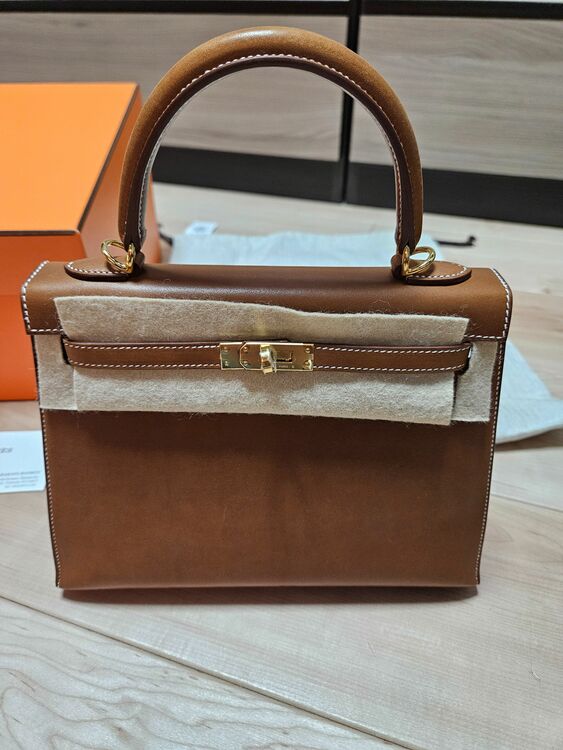 25（ブランドバッグ）の商品画像 - 査定依頼日：2025年7月12日 - 最高査定価格：2,750,000円