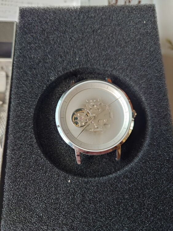 Knot（高級時計）の商品画像 - 査定依頼日：2025年10月30日 - 最高査定価格：13,000円