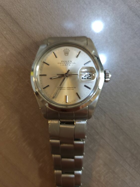 RolexオイスターパーペチュアルデイトRef.1500（高級時計）の商品画像 - 査定依頼日：2025年6月11日 - 最高査定価格：400,000円