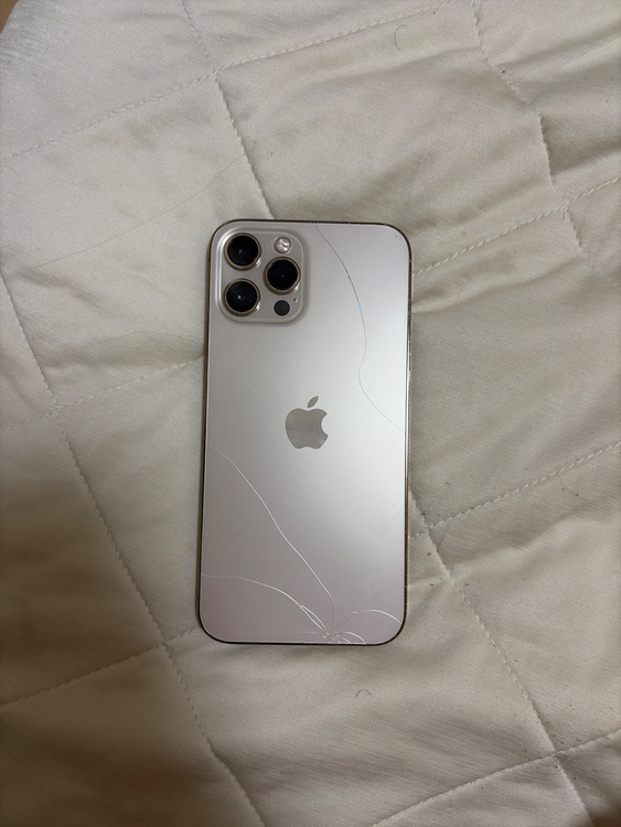 iPhone iPhone 12 Pro Max 128GB docomo（スマホ）の商品画像 - 査定依頼日：2026年7月10日 - 最高査定価格：38,500円