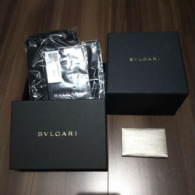 ブルガリ ブルガリブルガリ 103443（高級時計）の商品画像 - 査定依頼日：2025年2月5日 - 最高査定価格：300,000円