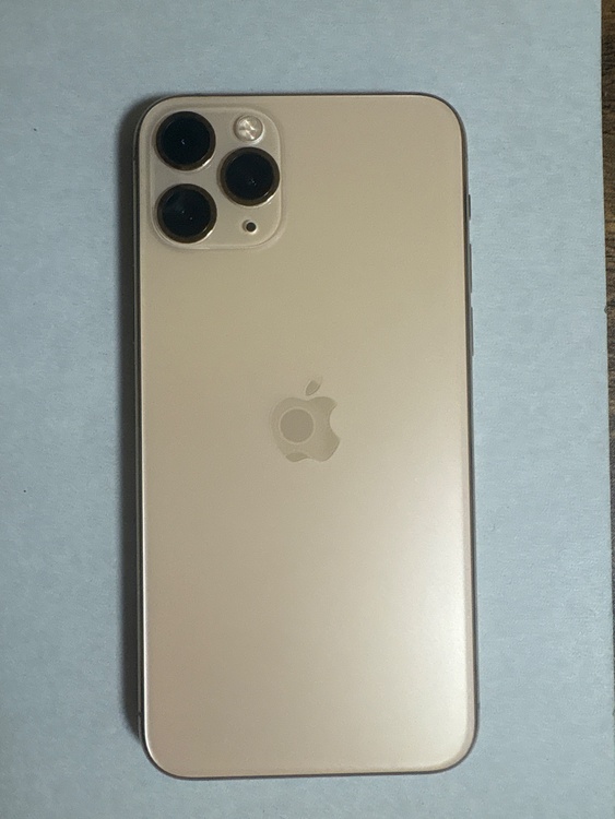 iPhone（スマホ）の商品画像 - 査定依頼日：2026年4月19日 - 最高査定価格：21,000円