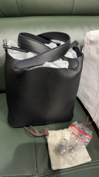 ピコタンPM（ブランドバッグ）の商品画像 - 査定依頼日：2026年2月26日 - 最高査定価格：670,000円