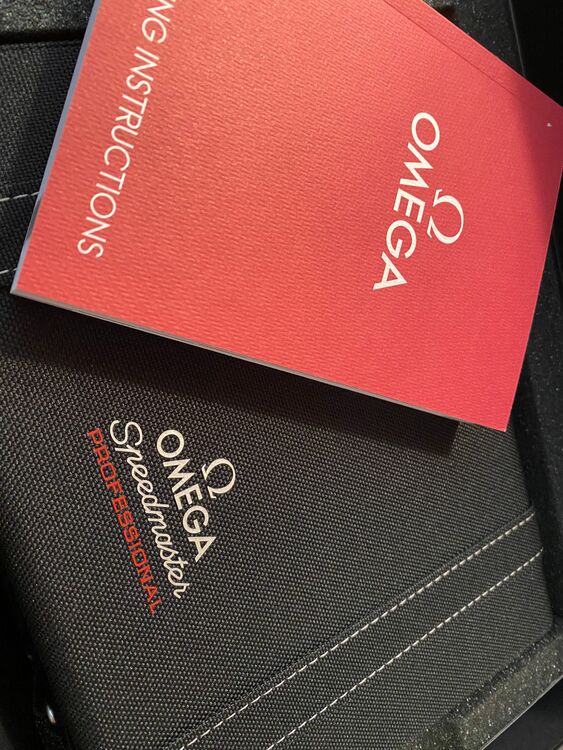 スピードマスター ムーンウォッチ プロフェッショナル マスター クロノメーター（高級時計）の商品画像 - 査定依頼日：2025年7月7日 - 最高査定価格：720,000円