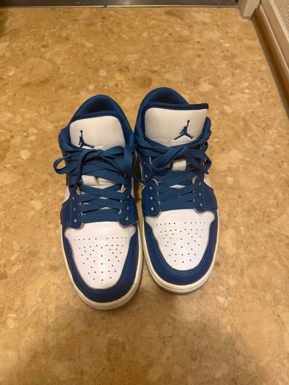 NIKEスニーカーAJ1（古着・ファッション）の商品画像 - 査定依頼日：2025年12月11日 - 最高査定価格：100,000円