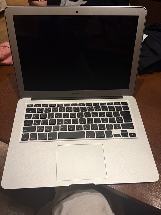 MacBook Air 2017モデル（PC・タブレット）の商品画像 - 査定依頼日：2026年4月26日 - 最高査定価格：7,000円