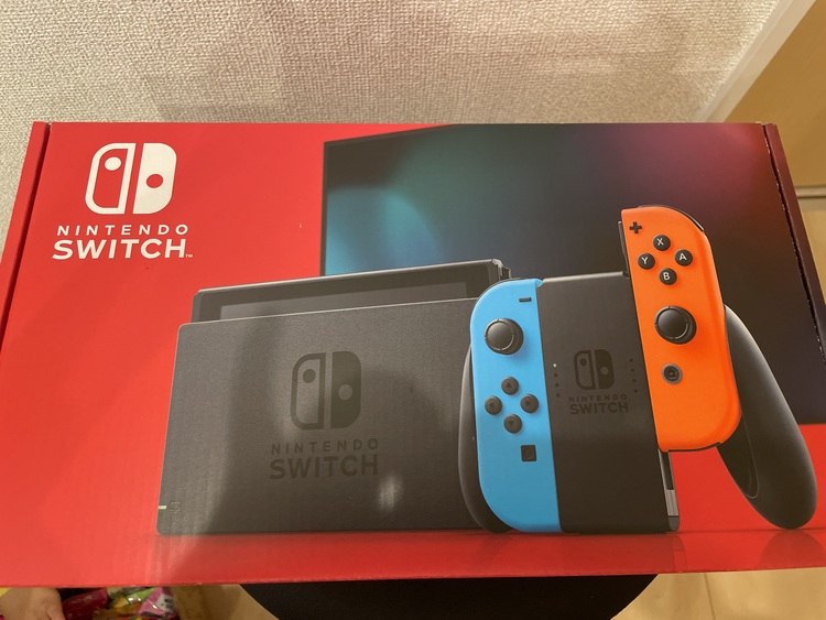 switch（ゲーム機本体・ゲームソフト）の商品画像 - 査定依頼日：2022年1月3日 - 最高査定価格：18,500円