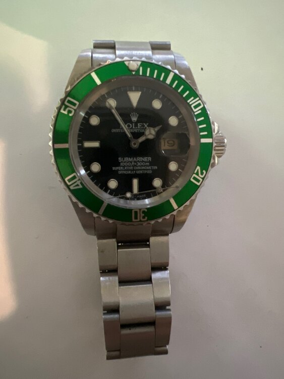 ロレックス　サブマリーナー　（高級時計）の商品画像 - 査定依頼日：2025年4月30日 - 最高査定価格：1,800,000円