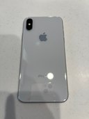 iPhoneXs 512GB Silver（スマホ）の商品画像 - 査定依頼日：2023年8月17日 - 最高査定価格：16,400円