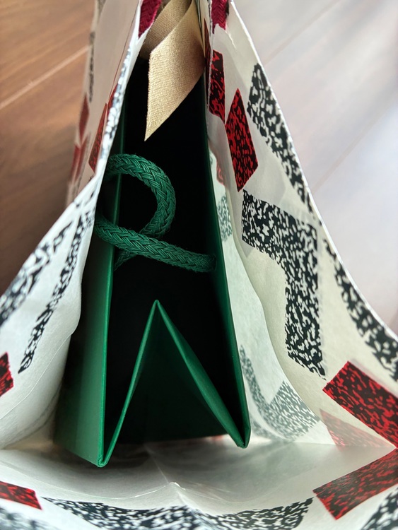 ロレックス エクスプローラー 22427（高級時計）の商品画像 - 査定依頼日：2025年7月13日 - 最高査定価格：1,420,000円