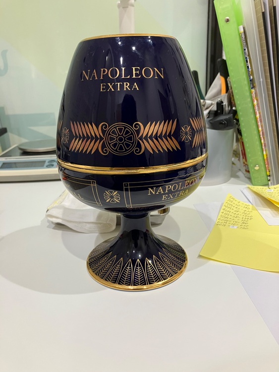 ブランデー マーテル （お酒）の商品画像 - 査定依頼日：2025年9月13日 - 最高査定価格：11,000円