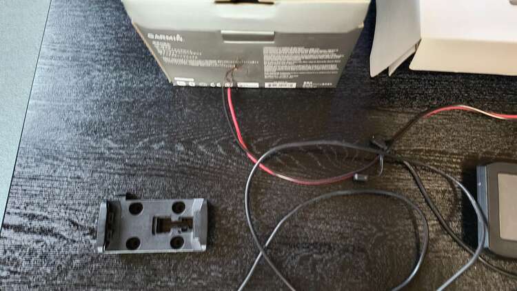 バイク用ナビ　ガーミン　ZUMO396（バイク用品）の商品画像 - 査定依頼日：2025年5月18日 - 最高査定価格：8,500円