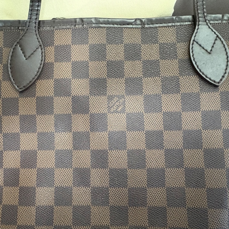 ルイヴィトン ダミエ （ブランドバッグ）の商品画像 - 査定依頼日：2025年12月14日 - 最高査定価格：110,000円
