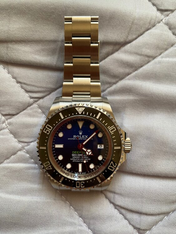 ロレックス シードゥエラー 13666（高級時計）の商品画像 - 査定依頼日：2025年4月19日 - 最高査定価格：2,080,000円