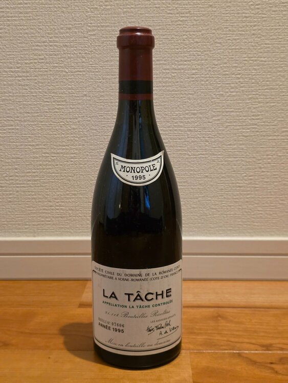 ワイン ラ・ターシュ （お酒）の商品画像 - 査定依頼日：2026年1月4日 - 最高査定価格：530,000円