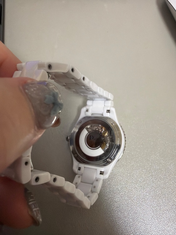 ディオール　オンユイット（高級時計）の商品画像 - 査定依頼日：2025年12月10日 - 最高査定価格：80,000円