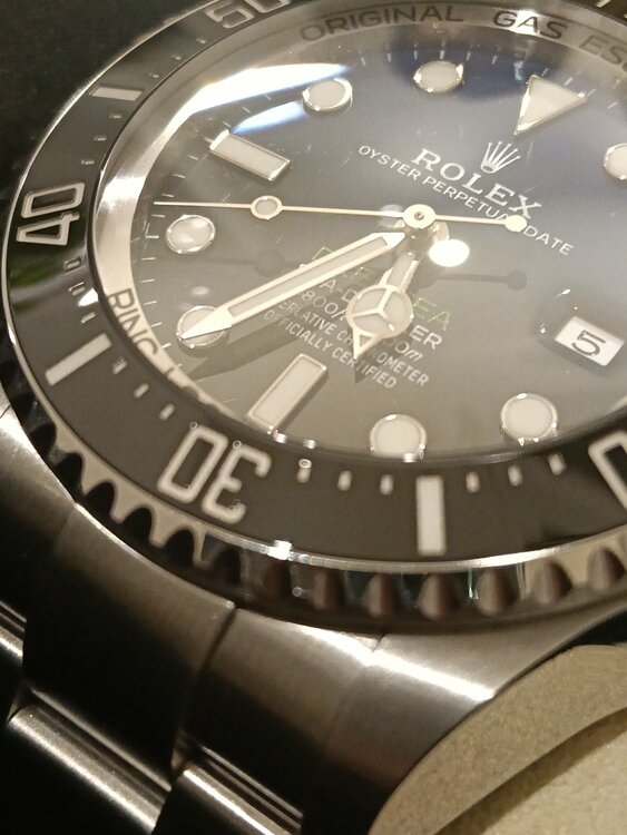 ディープシー（高級時計）の商品画像 - 査定依頼日：2026年4月11日 - 最高査定価格：2,100,000円