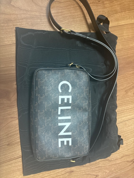 セリーヌ  （ブランドバッグ）の商品画像 - 査定依頼日：2025年10月31日 - 最高査定価格：110,000円