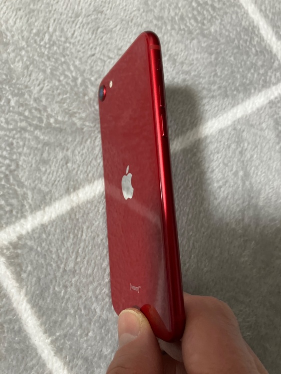 iPhone SE (第 3 世代) 64GB SIMフリー（スマホ）の商品画像 - 査定依頼日：2026年1月17日 - 最高査定価格：35,000円