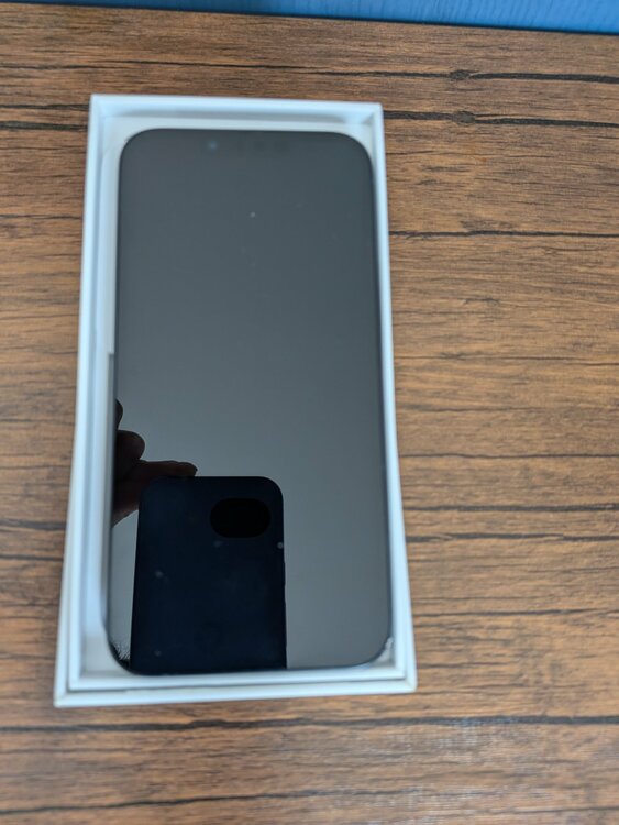 iPhone iPhone 14 128GB Softbank（スマホ）の商品画像 - 査定依頼日：2026年7月14日 - 最高査定価格：43,000円
