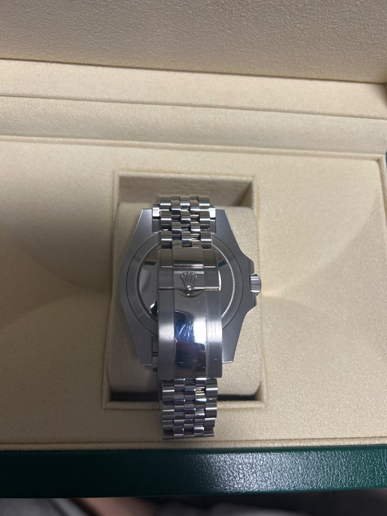 ロレックス GMTマスター 126710blnq（高級時計）の商品画像 - 査定依頼日：2026年3月29日 - 最高査定価格：3,150,000円