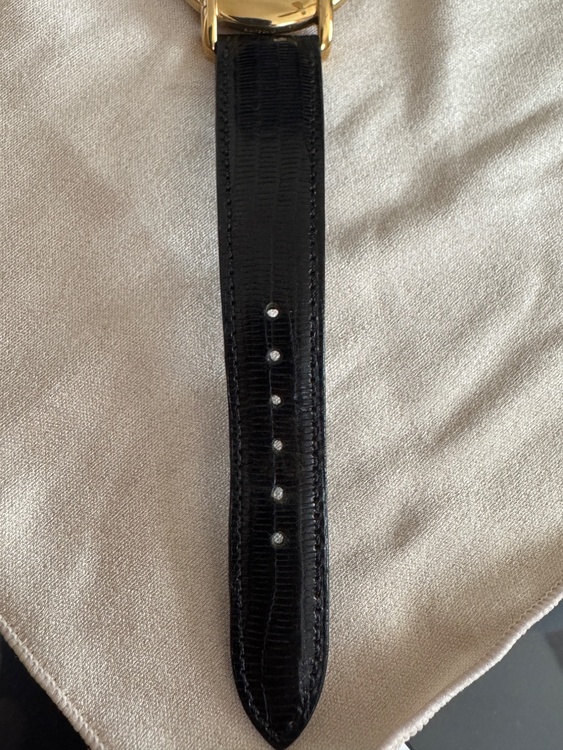 FENDI腕時計（電池切れ）ボーイズ（高級時計）の商品画像 - 査定依頼日：2026年3月15日 - 最高査定価格：2,000円