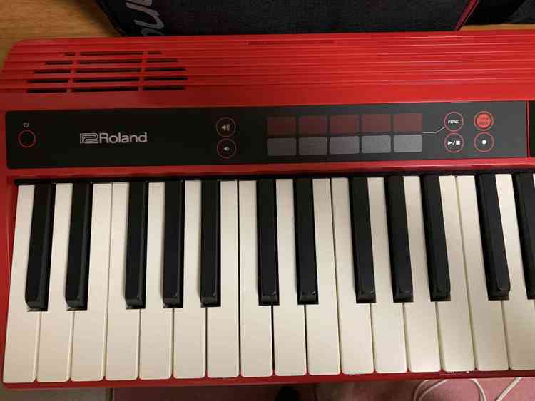 GO KEYS  Roland  赤（ピアノ・楽器・PA機材）の商品画像 - 査定依頼日：2019年7月31日 - 最高査定価格：13,000円