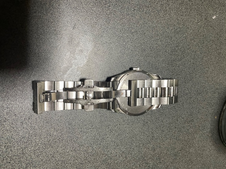 ブルガリ その他 st42r（高級時計）の商品画像 - 査定依頼日：2025年11月28日 - 最高査定価格：30,000円