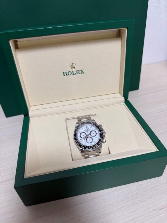 ロレックス デイトナ 126500l（高級時計）の商品画像 - 査定依頼日：2026年3月8日 - 最高査定価格：5,850,000円