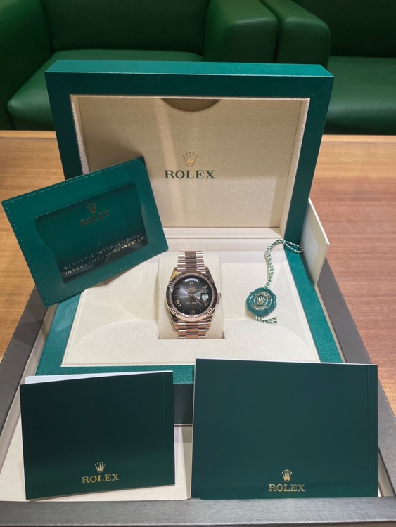 デイデイト40（高級時計）の商品画像 - 査定依頼日：2025年7月26日 - 最高査定価格：8,000,000円