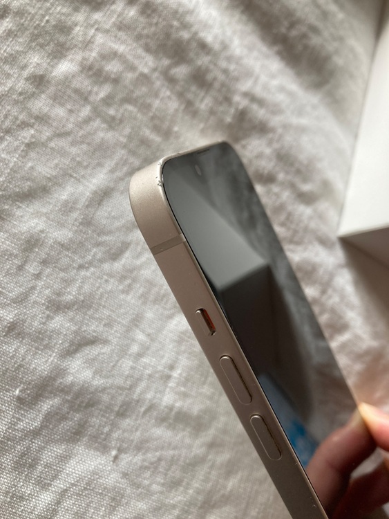 iPhone13 128GB MLND3J/A starlight（スマホ）の商品画像 - 査定依頼日：2025年11月20日 - 最高査定価格：43,000円