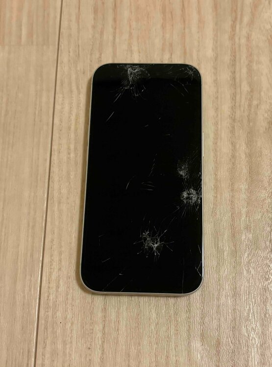 iPhone iPhone 16 128GB SIMフリー（スマホ）の商品画像 - 査定依頼日：2026年9月4日 - 最高査定価格：47,500円