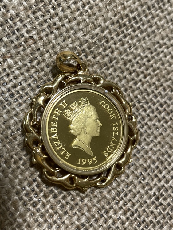 クック諸島金貨ペンダント（金・貴金属）の商品画像 - 査定依頼日：2022年4月3日 - 最高査定価格：43,000円