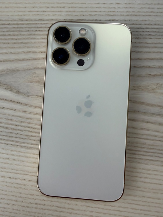 iphone13pro 128GB ゴールド（スマホ）の商品画像 - 査定依頼日：2026年3月22日 - 最高査定価格：46,000円