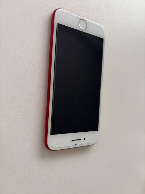 iPhone iPhone7 128GB SIMフリー（スマホ）の商品画像 - 査定依頼日：2026年6月19日 - 最高査定価格：3,500円