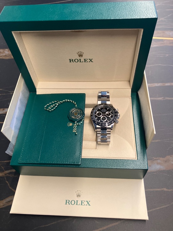 ロレックス デイトナ 116500Ln（高級時計）の商品画像 - 査定依頼日：2025年12月9日 - 最高査定価格：4,120,000円