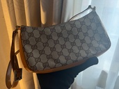 グッチ  （ブランドバッグ）の商品画像 - 査定依頼日：2026年4月15日 - 最高査定価格：22,000円