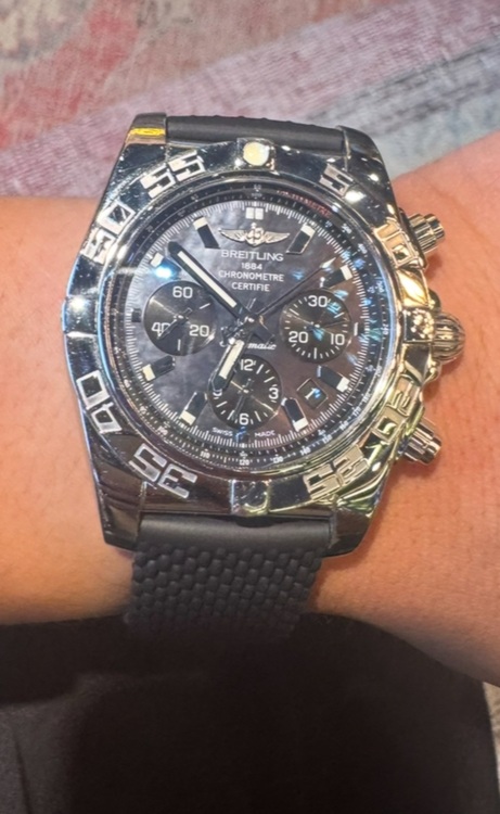 ブライトリング クロノマット W25042（高級時計）の商品画像 - 査定依頼日：2025年7月15日 - 最高査定価格：430,000円