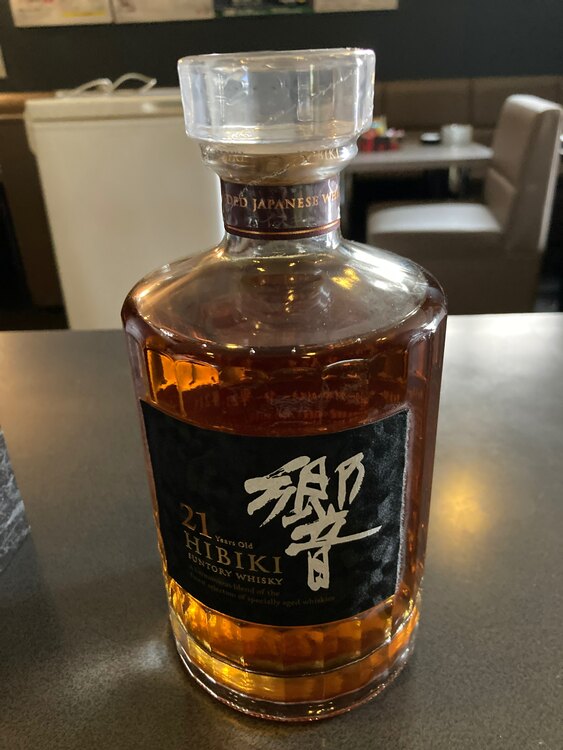 ウイスキー サントリー響 （お酒）の商品画像 - 査定依頼日：2025年5月29日 - 最高査定価格：65,000円