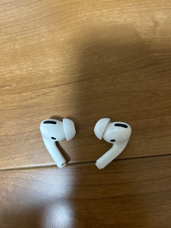 Air Pod s Pro（オーディオ・スピーカー）の商品画像 - 査定依頼日：2026年1月13日 - 最高査定価格：1,000円