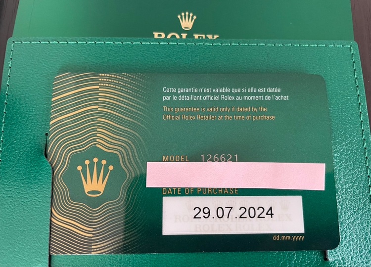 ロレックス ヨットマスター 12662（高級時計）の商品画像 - 査定依頼日：2025年6月19日 - 最高査定価格：2,400,000円