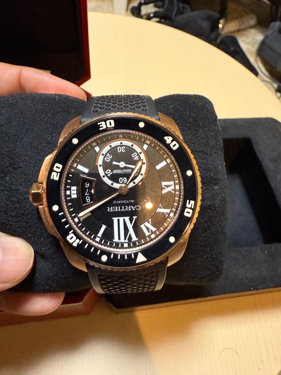 カリブル ドゥ カルティエ ダイバー ウォッチ（高級時計）の商品画像 - 査定依頼日：2025年9月4日 - 最高査定価格：1,680,000円