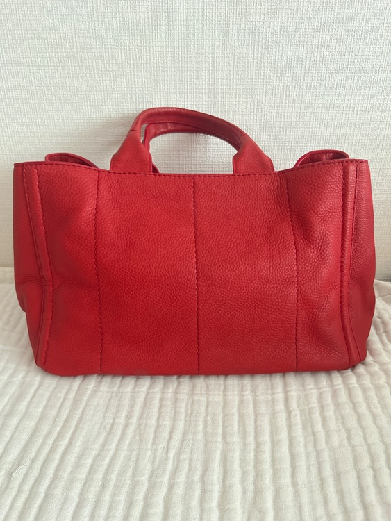 プラダ  （ブランドバッグ）の商品画像 - 査定依頼日：2025年8月20日 - 最高査定価格：70,000円