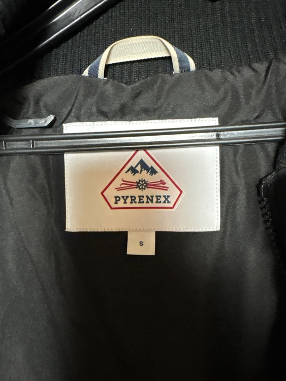 ピレネックスダウンジャケット（古着・ファッション）の商品画像 - 査定依頼日：2026年4月1日 - 最高査定価格：100,000円