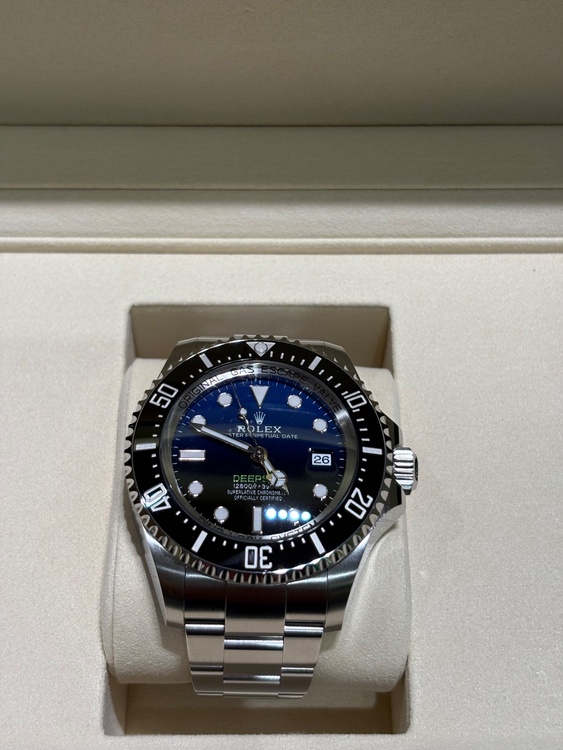 ディープシー　Dブルー（高級時計）の商品画像 - 査定依頼日：2026年1月15日 - 最高査定価格：2,500,000円