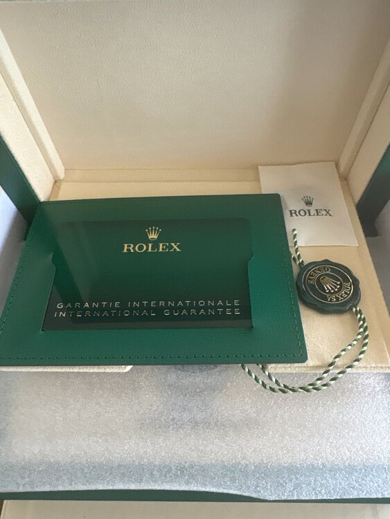 ロレックス サブマリーナー 126610lm（高級時計）の商品画像 - 査定依頼日：2025年5月27日 - 最高査定価格：1,960,000円