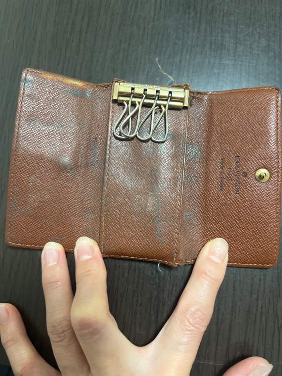 キーケース（ブランド財布・小物）の商品画像 - 査定依頼日：2025年8月27日 - 最高査定価格：4,500円